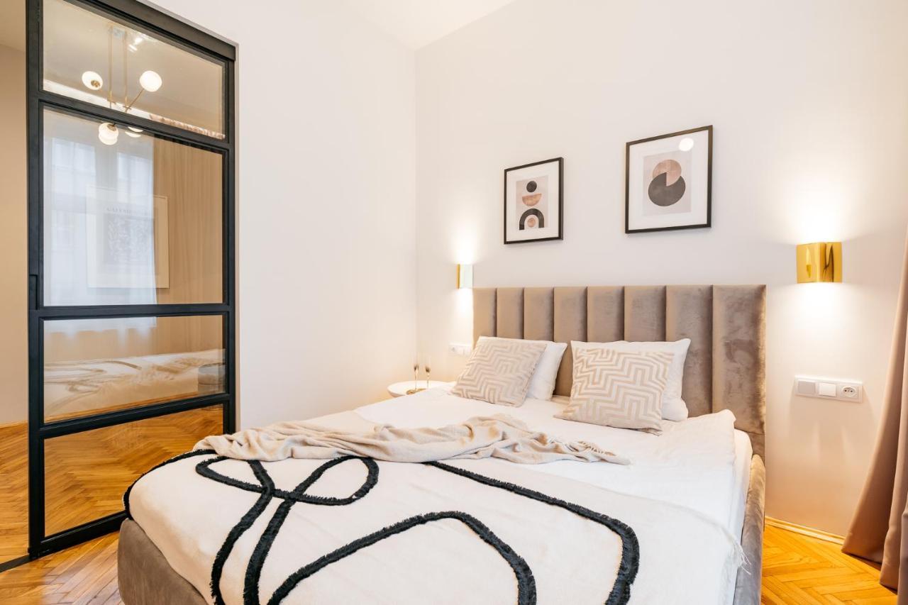 Crystal House - Loftaffair Collection Apartment คราคูฟ ภายนอก รูปภาพ